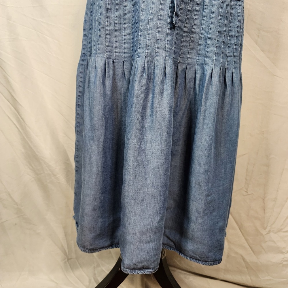 WISHLIST APPAREL Size Small Blu Chambray Denim Ruffled Flutter Sleeve Midi Dress - Picture 5 of 16